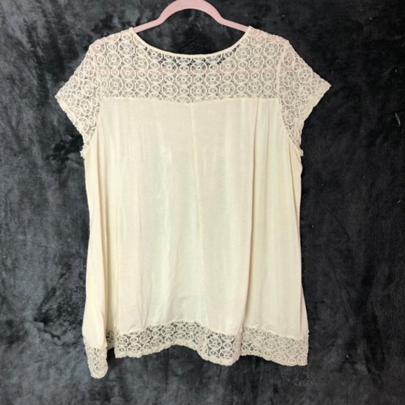 White Lace Sleeve Yolk & Hem Top Size 2x - Picture 5 of 5
